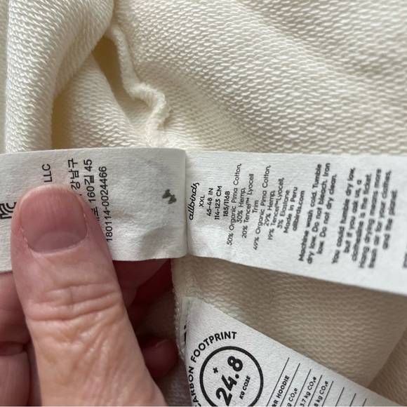 Tread lighter hooded pullover. Very good quality. Brand new XXL. 45-48”woman/man - Picture 7 of 14